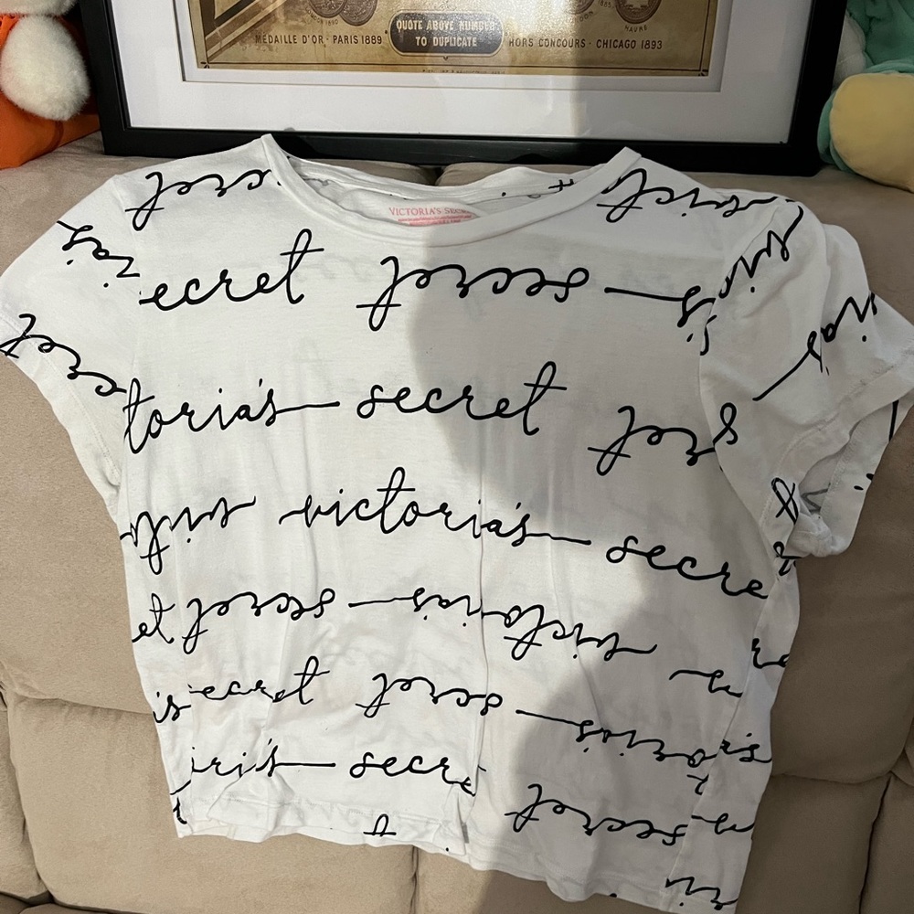 Victorias Secret tee 3/$20